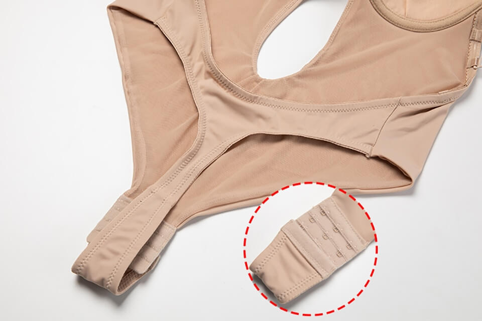Bezszwowe Body Modelujące z Głębokim Dekoltem V i Odkrytymi Plecami