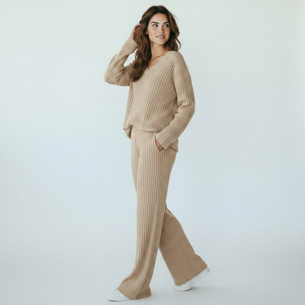 Komfortowy Dwuczęściowy Zestaw Loungewear Damski – Prążkowany Dres