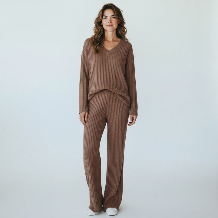 Komfortowy Dwuczęściowy Zestaw Loungewear Damski – Prążkowany Dres