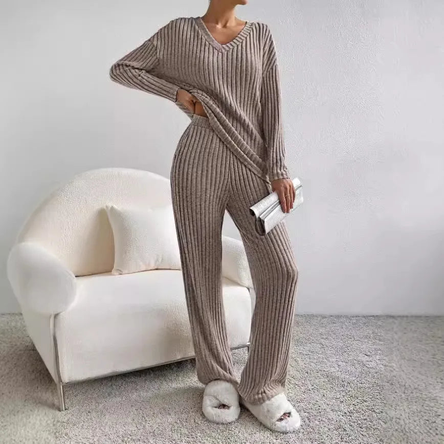 Miękki Dzianinowy Zestaw W Komfortowym Stylu