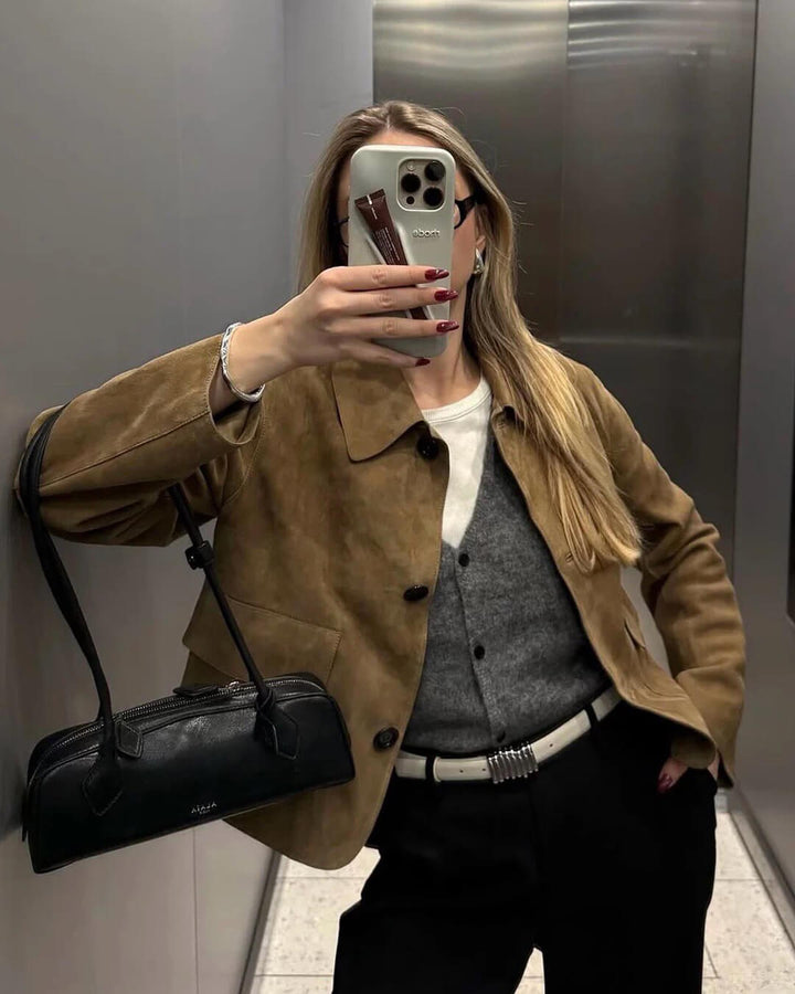 Kurtka Retro z Modnego Materiału z Kieszeniami na Klapach