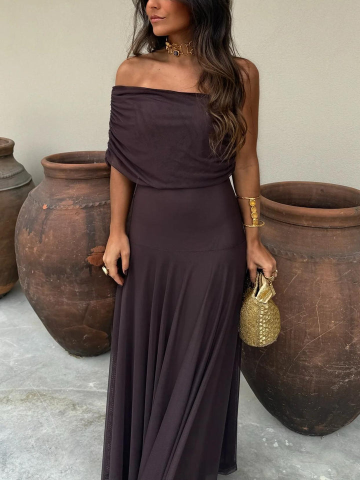 Sukienka Maxi Elegancka Dla Kobiet Na Wesele z Modnym Wykończeniem